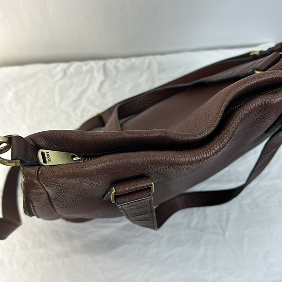 Fossil Brown Pebbled Leather Shoulder Bag - Picture 7 of 11
